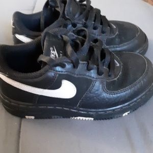 Children's nike force 1 size 9